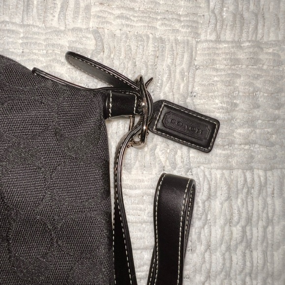 Coach Shoulder Bag - Picture 2 of 4